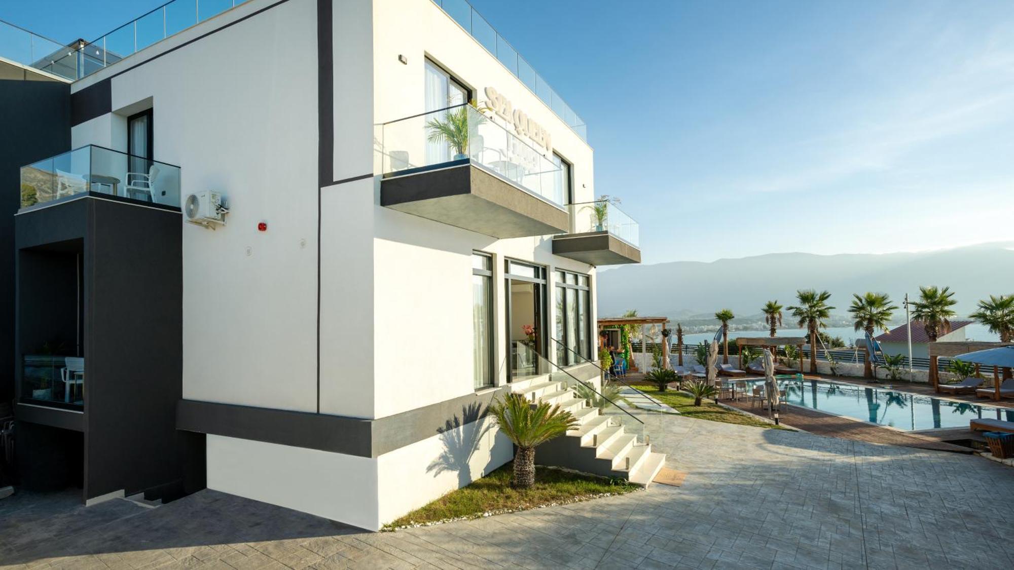 Sea Queen Luxury Hotel Radhimë Exterior foto