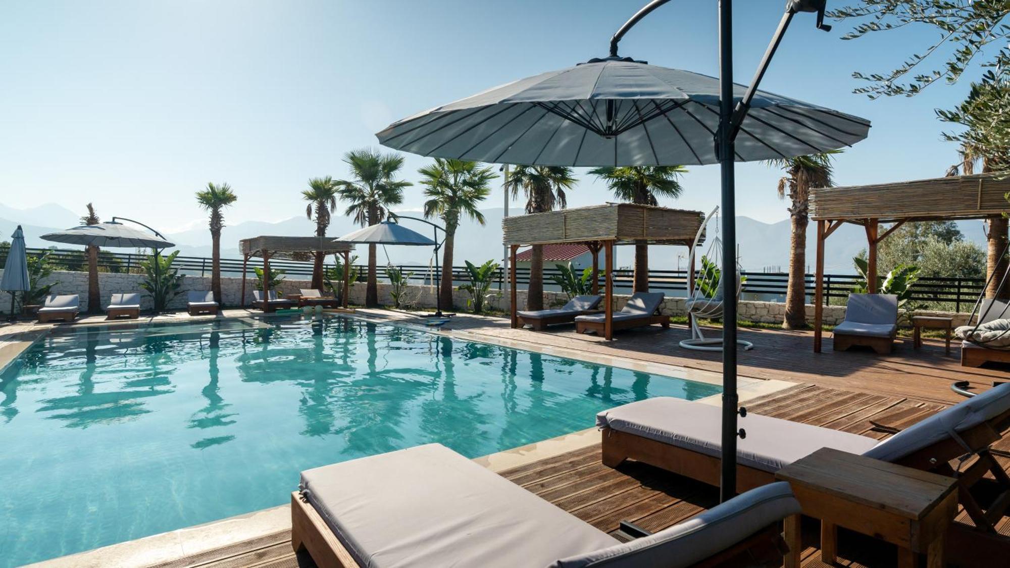 Sea Queen Luxury Hotel Radhimë Exterior foto